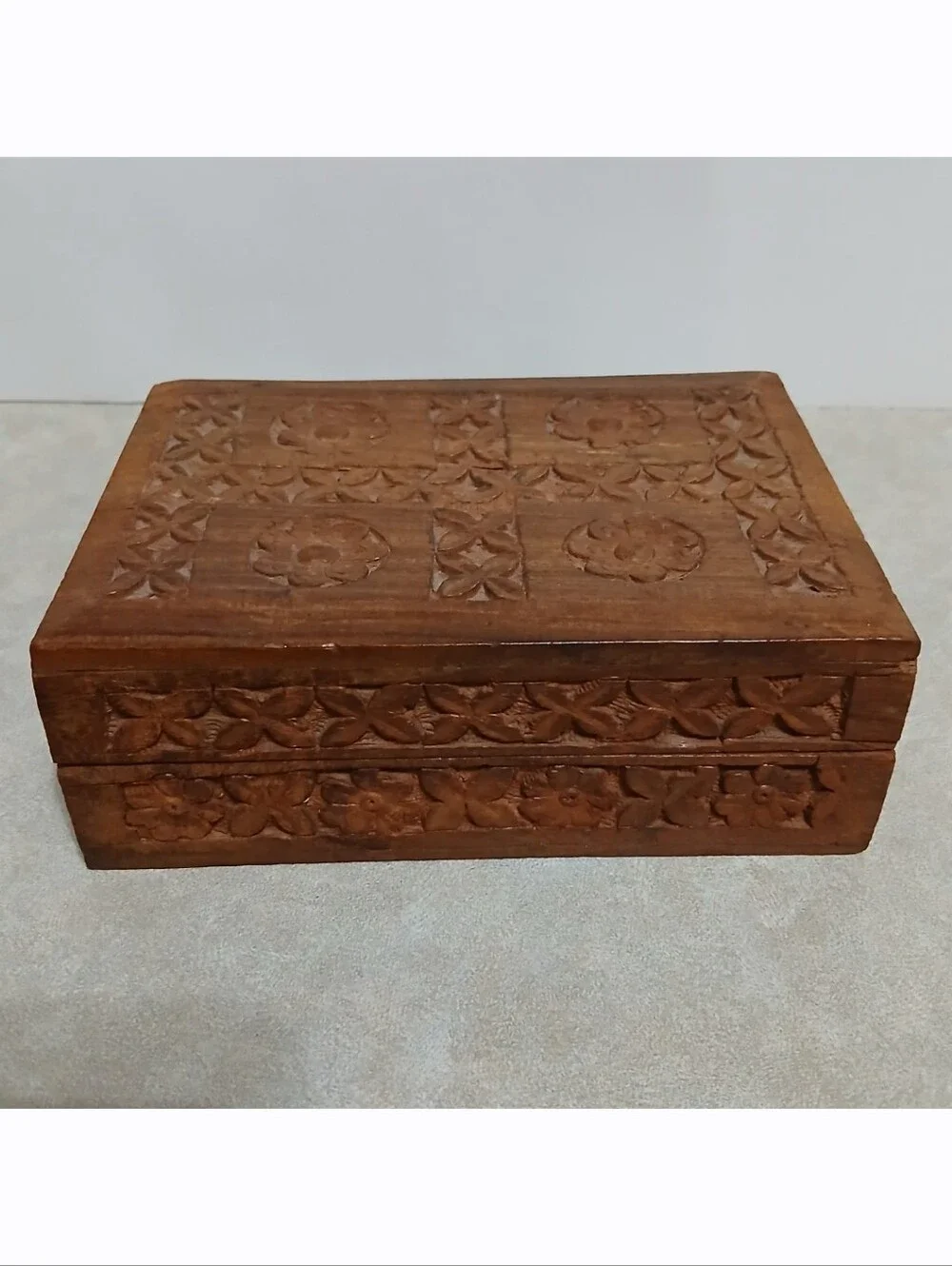 Made in India Hand Carved Himalayan Jungle Wood Floral Jewelry Trinket Box